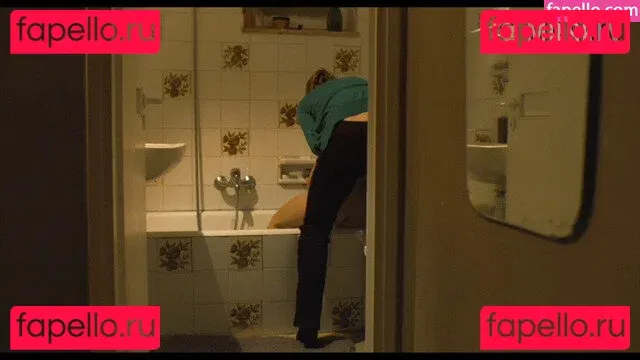 Shira Haas Onlyfans Photo Gallery 