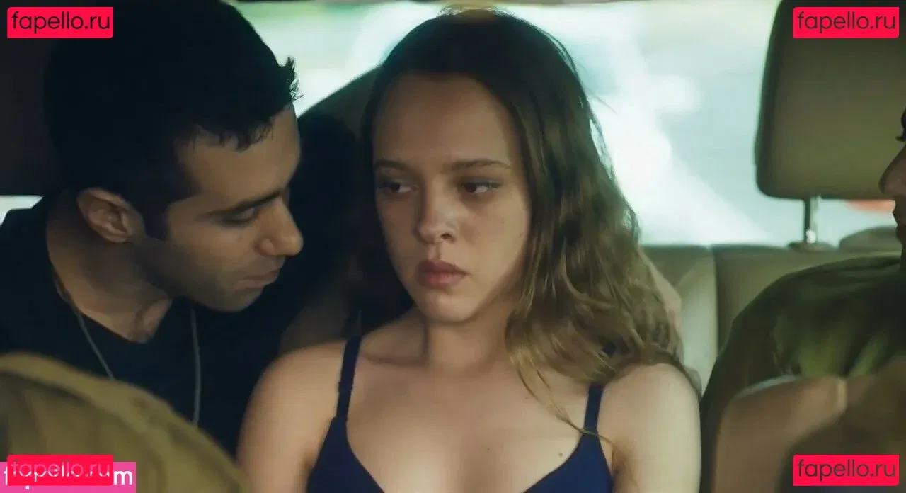 Shira Haas Onlyfans Photo Gallery 