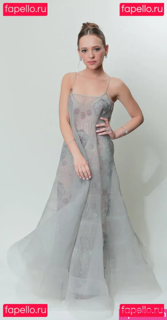 Shira Haas Onlyfans Photo Gallery 