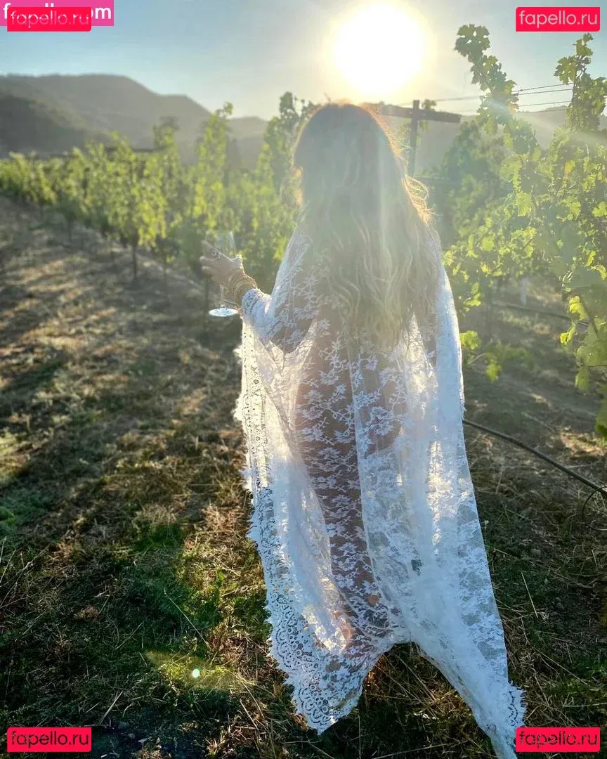 Sahar Manley Onlyfans Photo Gallery 