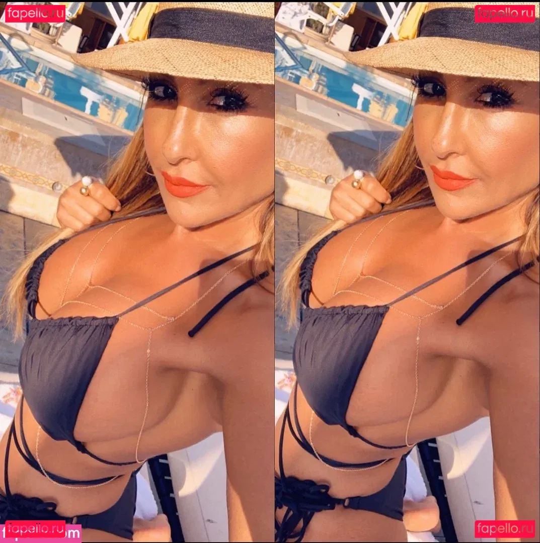 Sahar Manley Onlyfans Photo Gallery 