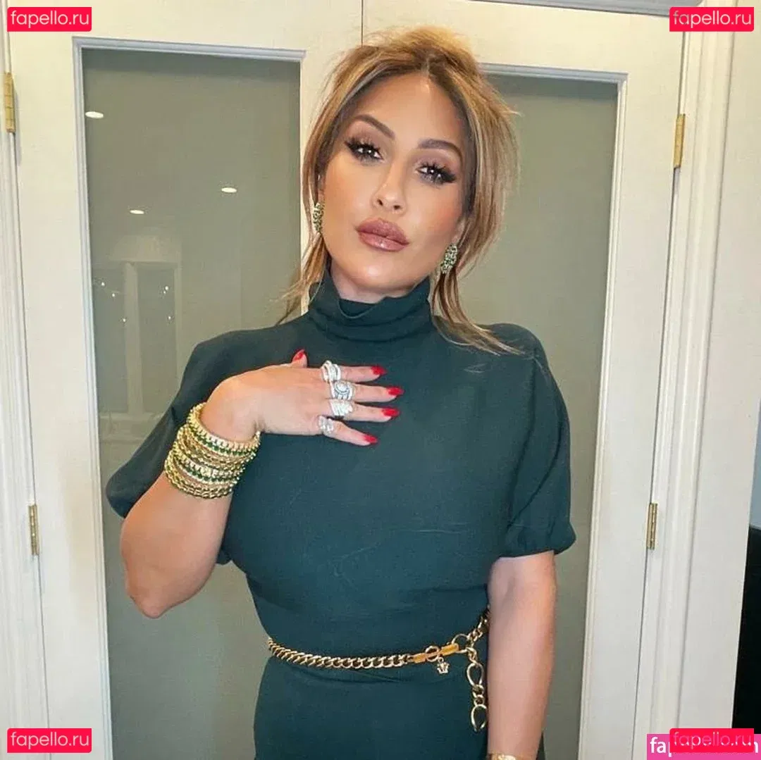 Sahar Manley Onlyfans Photo Gallery 