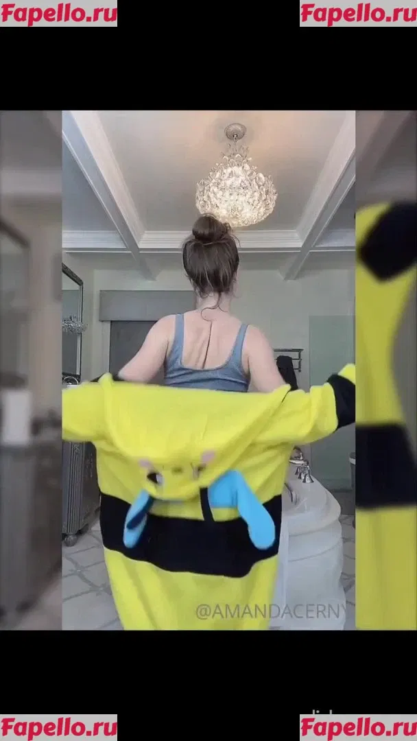 Amanda Cerny Onlyfans Photo Gallery 