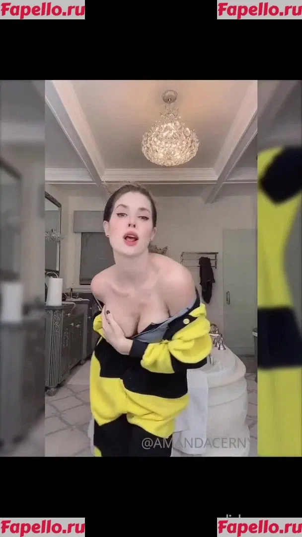 Amanda Cerny Onlyfans Photo Gallery 