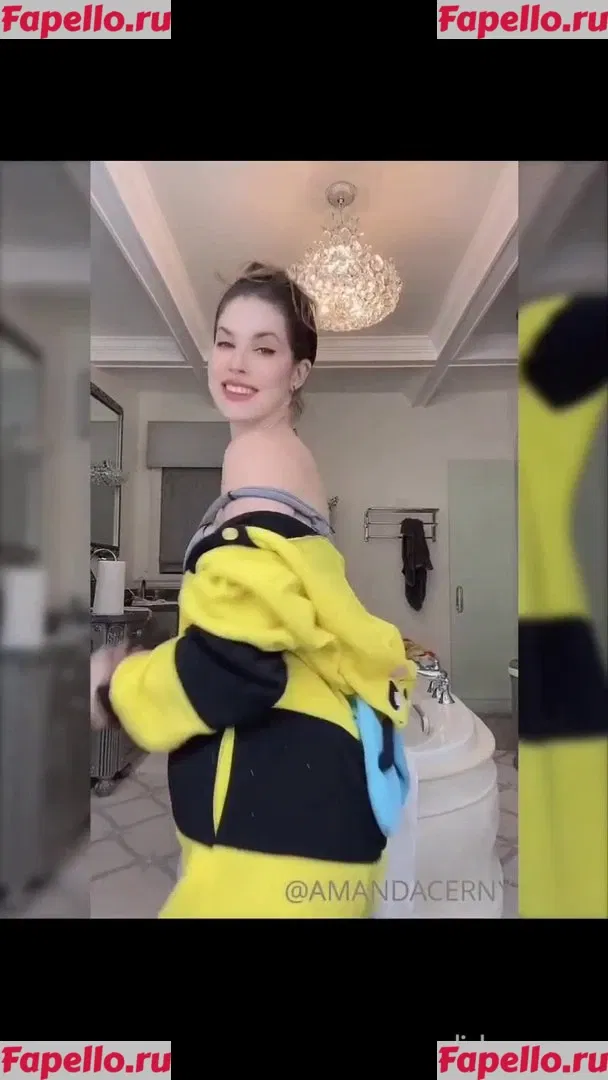 Amanda Cerny Onlyfans Photo Gallery 