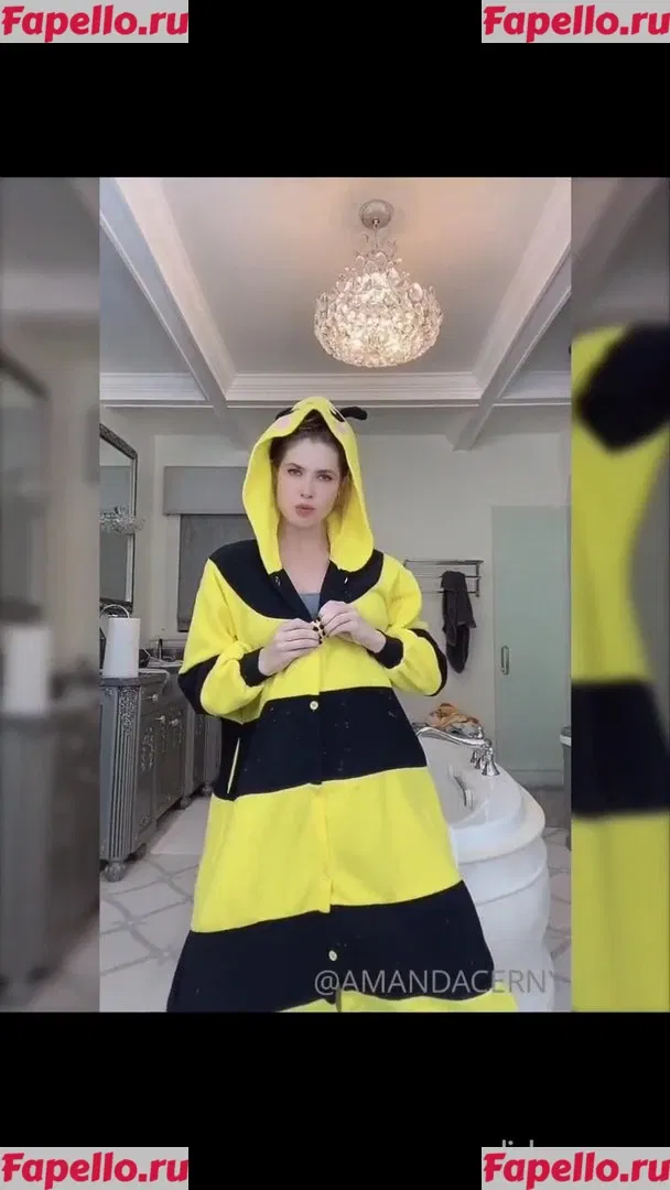 Amanda Cerny Onlyfans Photo Gallery 