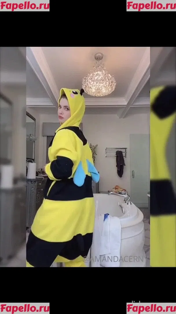 Amanda Cerny Onlyfans Photo Gallery 