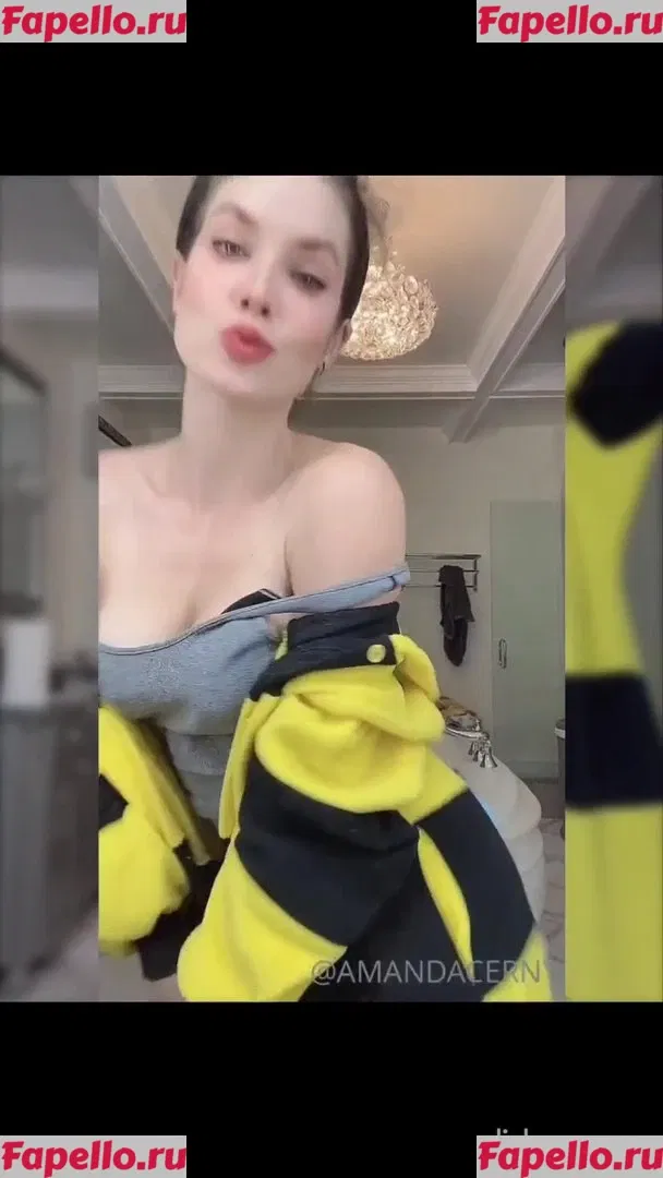 Amanda Cerny Onlyfans Photo Gallery 