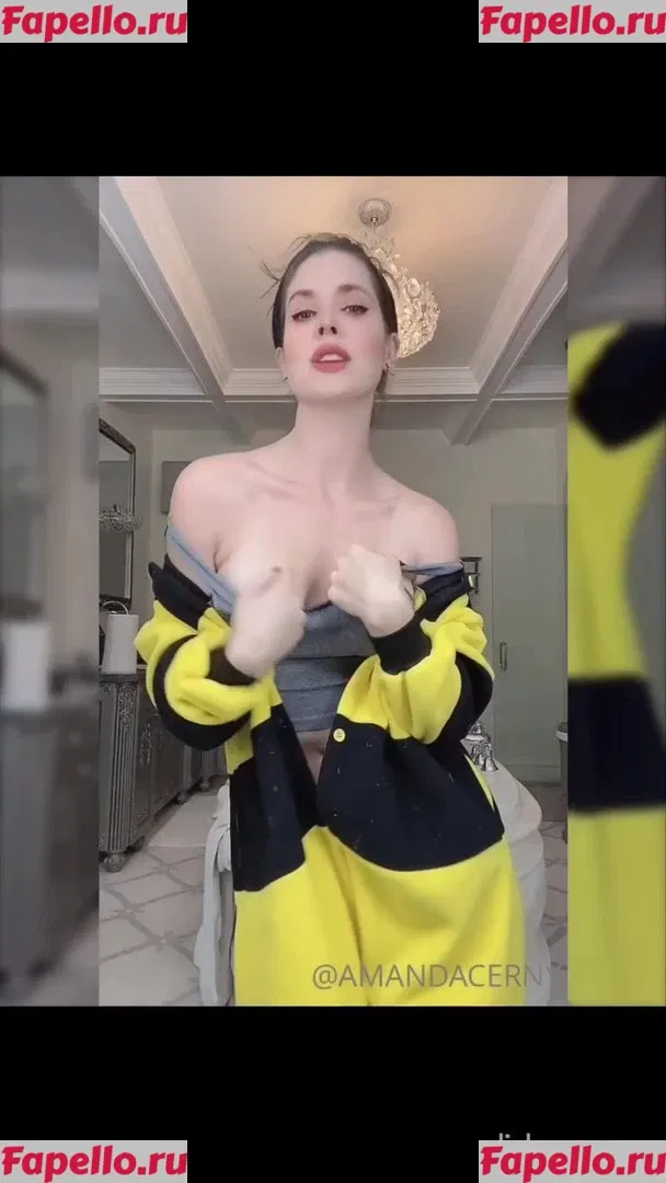 Amanda Cerny Onlyfans Photo Gallery 