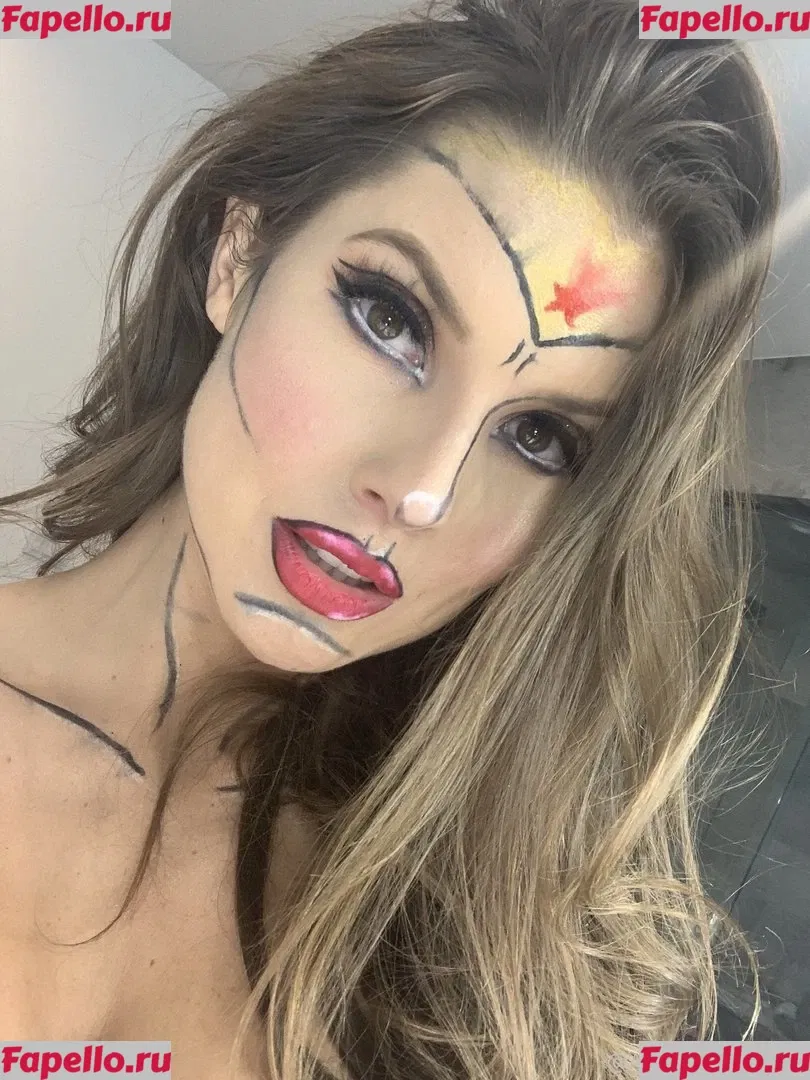 Amanda Cerny Onlyfans Photo Gallery 
