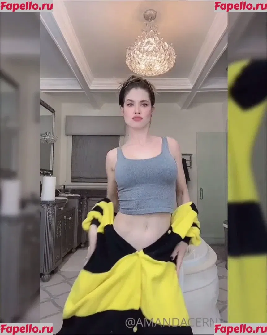 Amanda Cerny Onlyfans Photo Gallery 