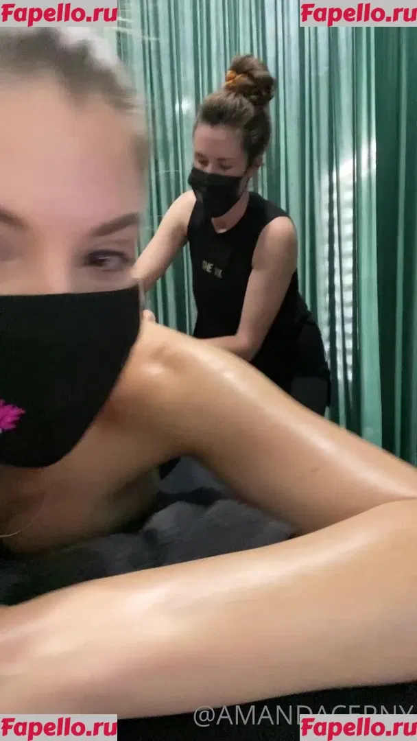 Amanda Cerny Onlyfans Photo Gallery 