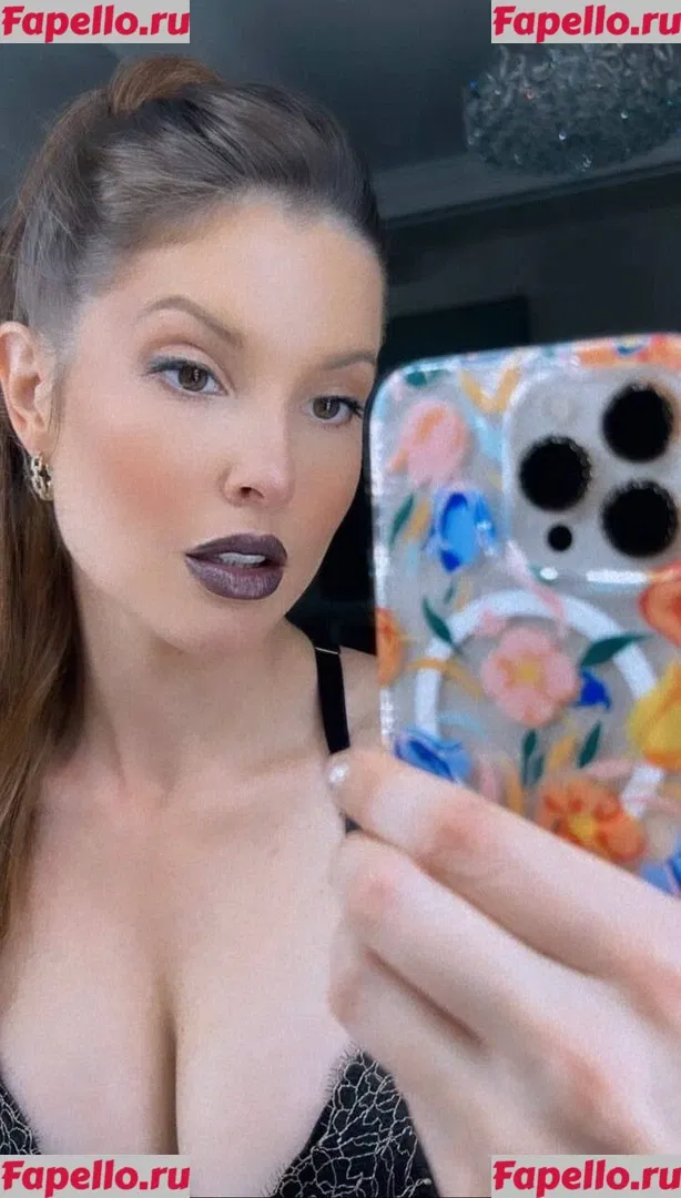 Amanda Cerny Onlyfans Photo Gallery 