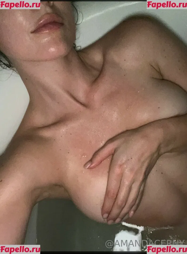 Amanda Cerny Onlyfans Photo Gallery 