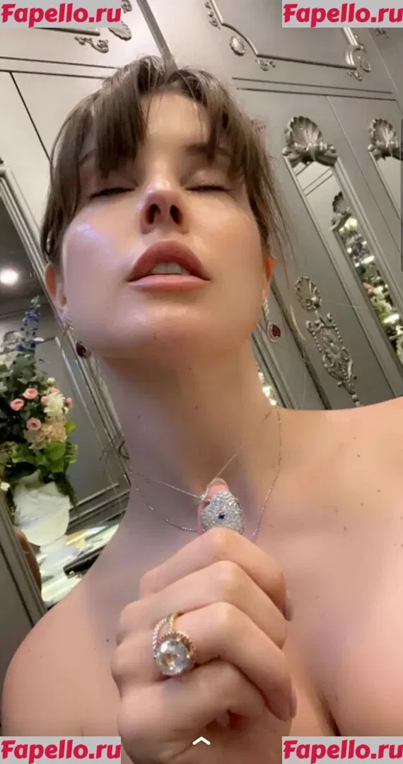 Amanda Cerny Onlyfans Photo Gallery 