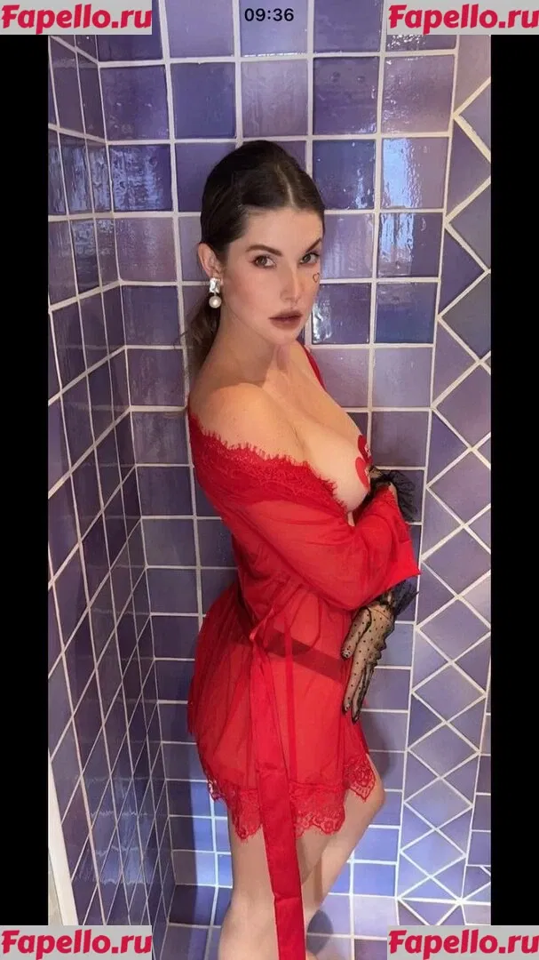 Amanda Cerny Onlyfans Photo Gallery 