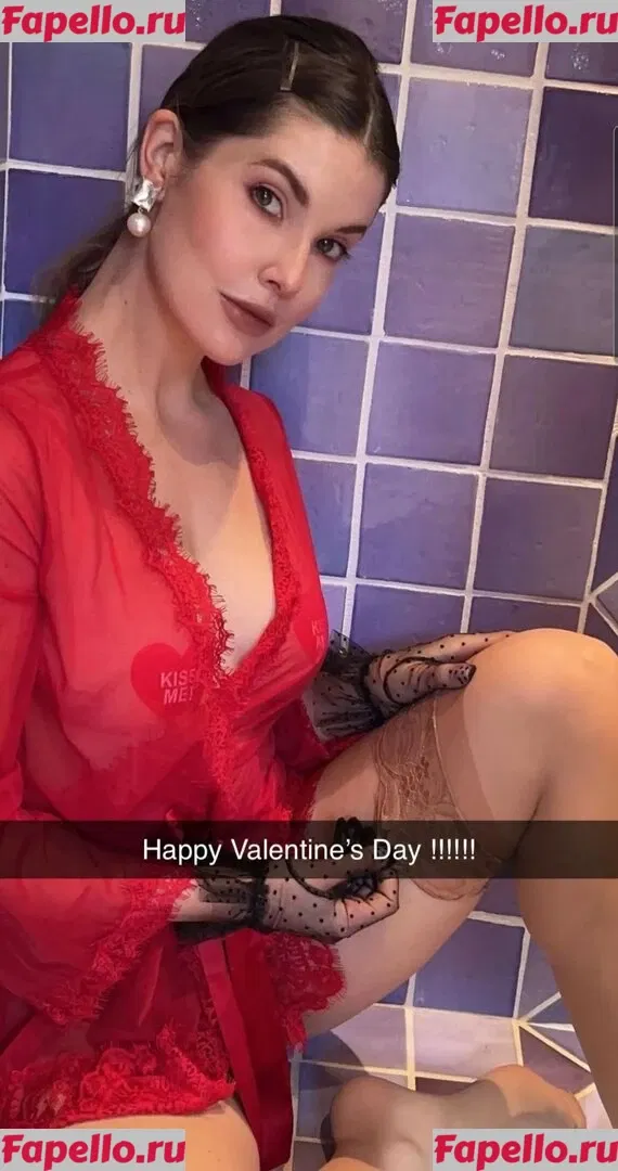 Amanda Cerny Onlyfans Photo Gallery 