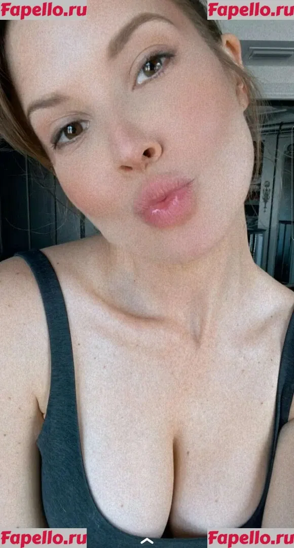Amanda Cerny Onlyfans Photo Gallery 