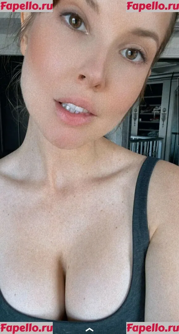 Amanda Cerny Onlyfans Photo Gallery 
