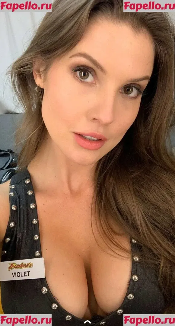Amanda Cerny Onlyfans Photo Gallery 