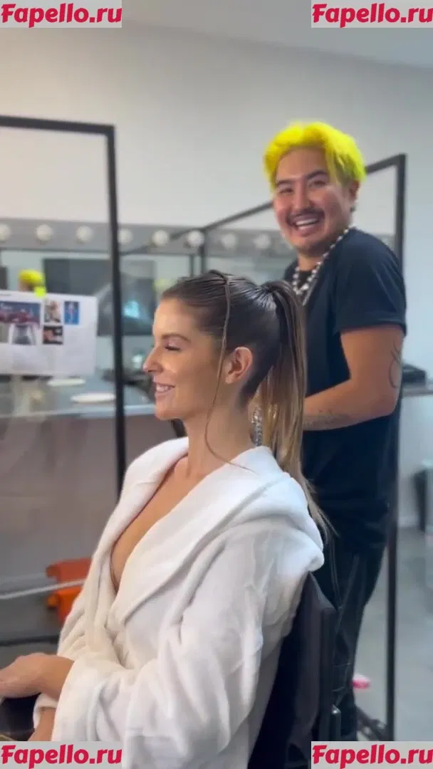Amanda Cerny Onlyfans Photo Gallery 