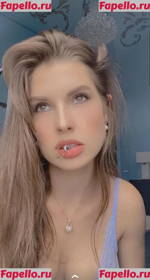 Amanda Cerny Onlyfans Photo Gallery 