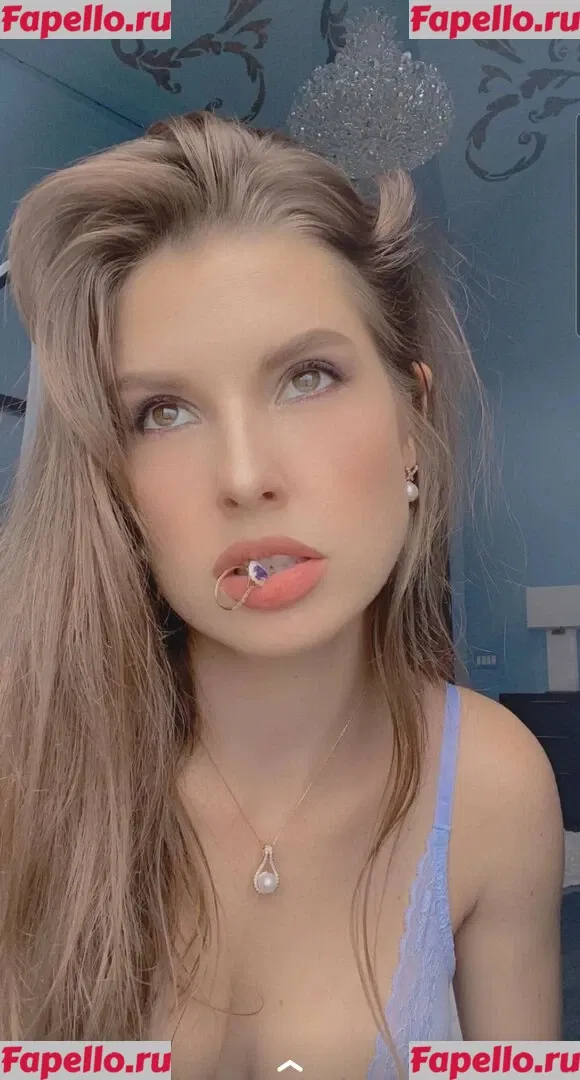 Amanda Cerny Onlyfans Photo Gallery 
