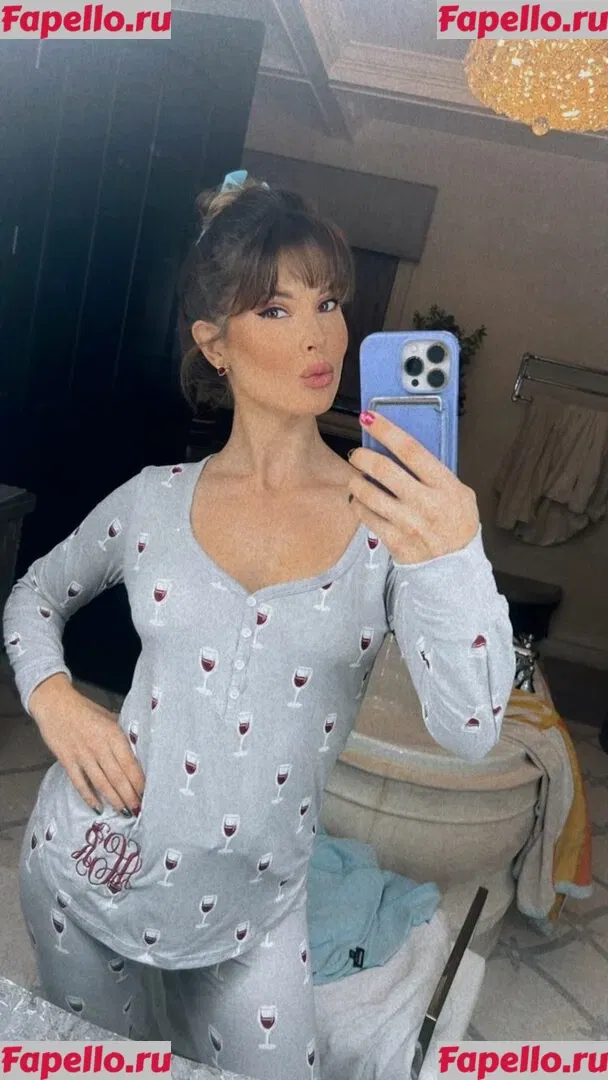 Amanda Cerny Onlyfans Photo Gallery 