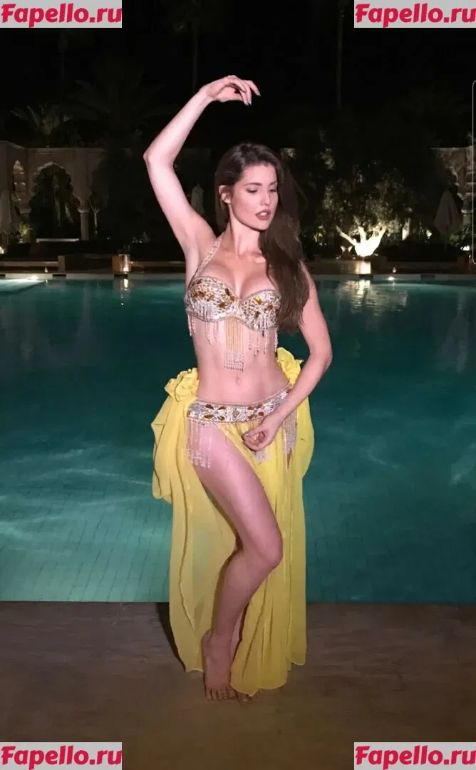 Amanda Cerny Onlyfans Photo Gallery 