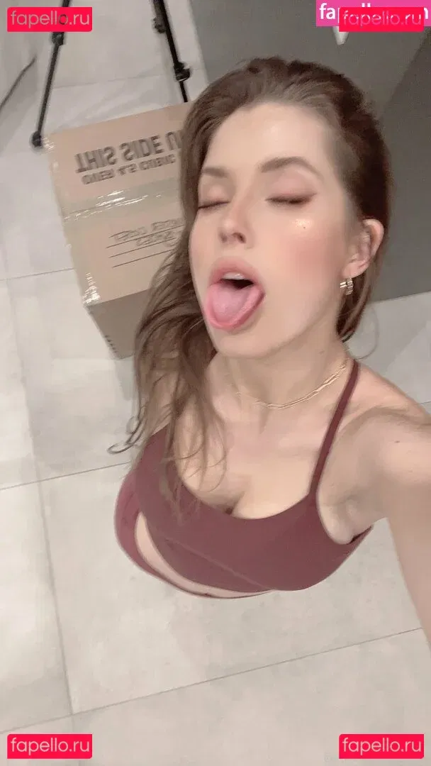 Amanda Cerny Onlyfans Photo Gallery 