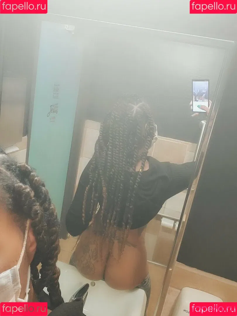 GabbyRyan Onlyfans Photo Gallery 