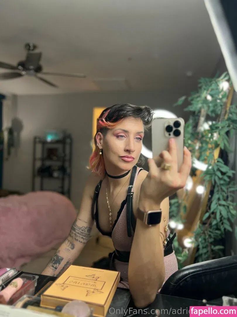 adriennedriggs Onlyfans Photo Gallery 