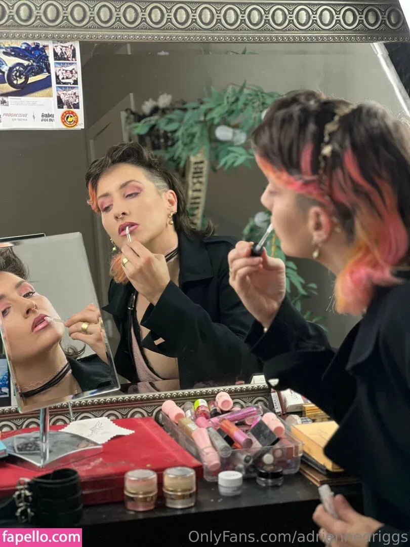 adriennedriggs Onlyfans Photo Gallery 