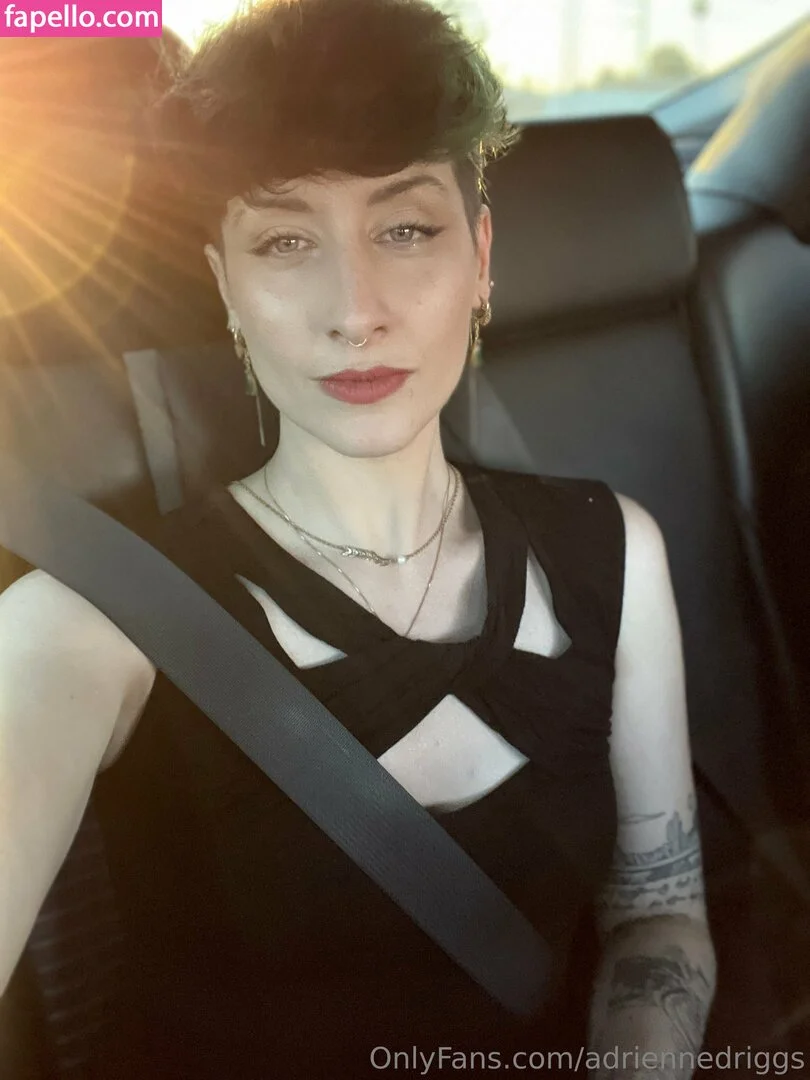 adriennedriggs Onlyfans Photo Gallery 