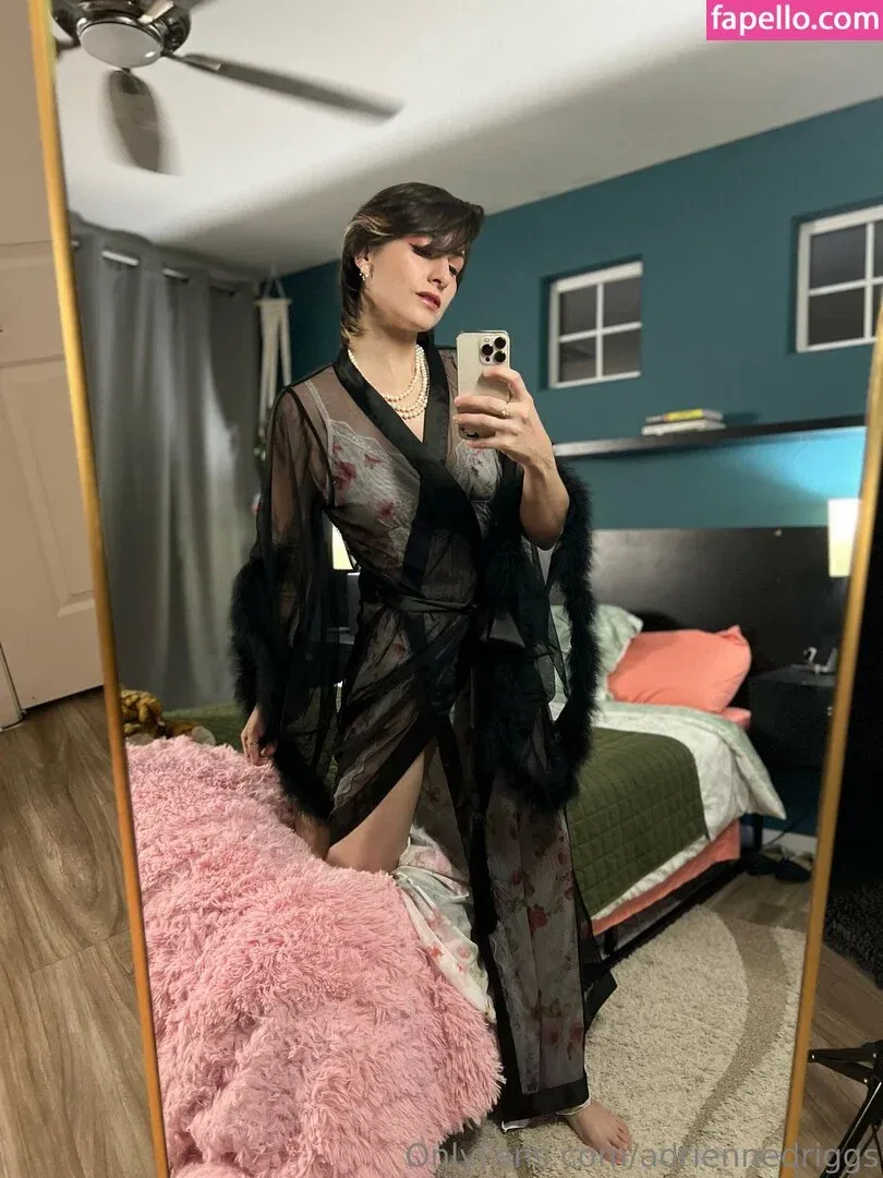 adriennedriggs Onlyfans Photo Gallery 