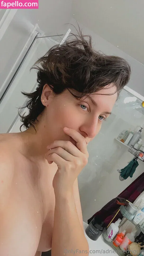 adriennedriggs Onlyfans Photo Gallery 