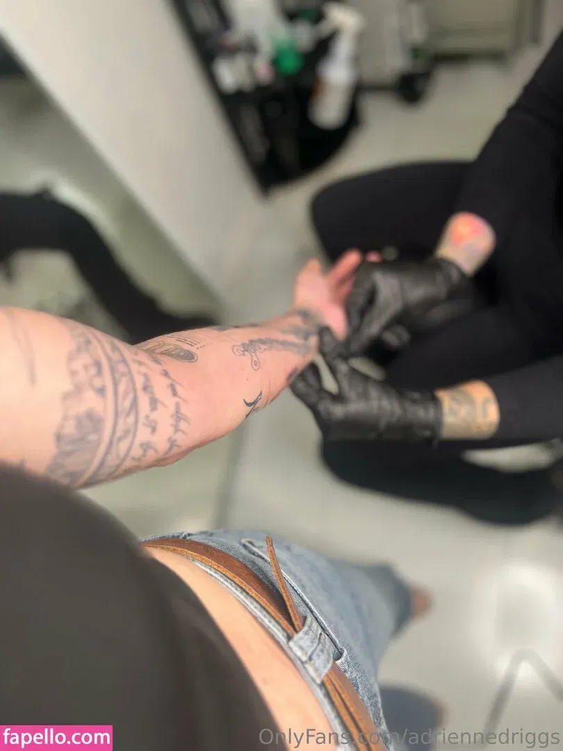 adriennedriggs Onlyfans Photo Gallery 