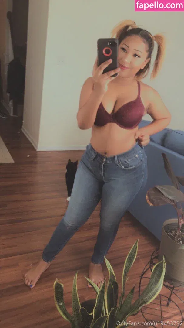 moodyfeet Onlyfans Photo Gallery 