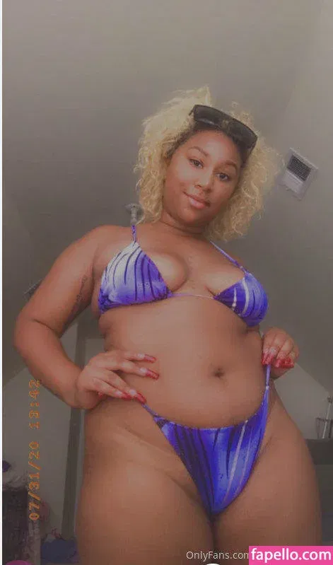 moodyfeet Onlyfans Photo Gallery 