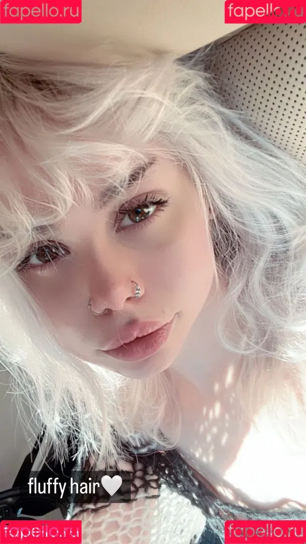 Sugoimeg Onlyfans Photo Gallery 