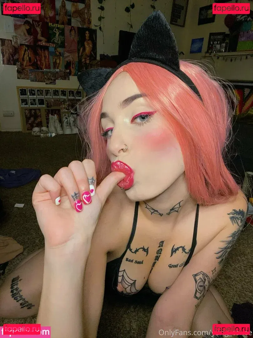 yung_cakee Onlyfans Photo Gallery 