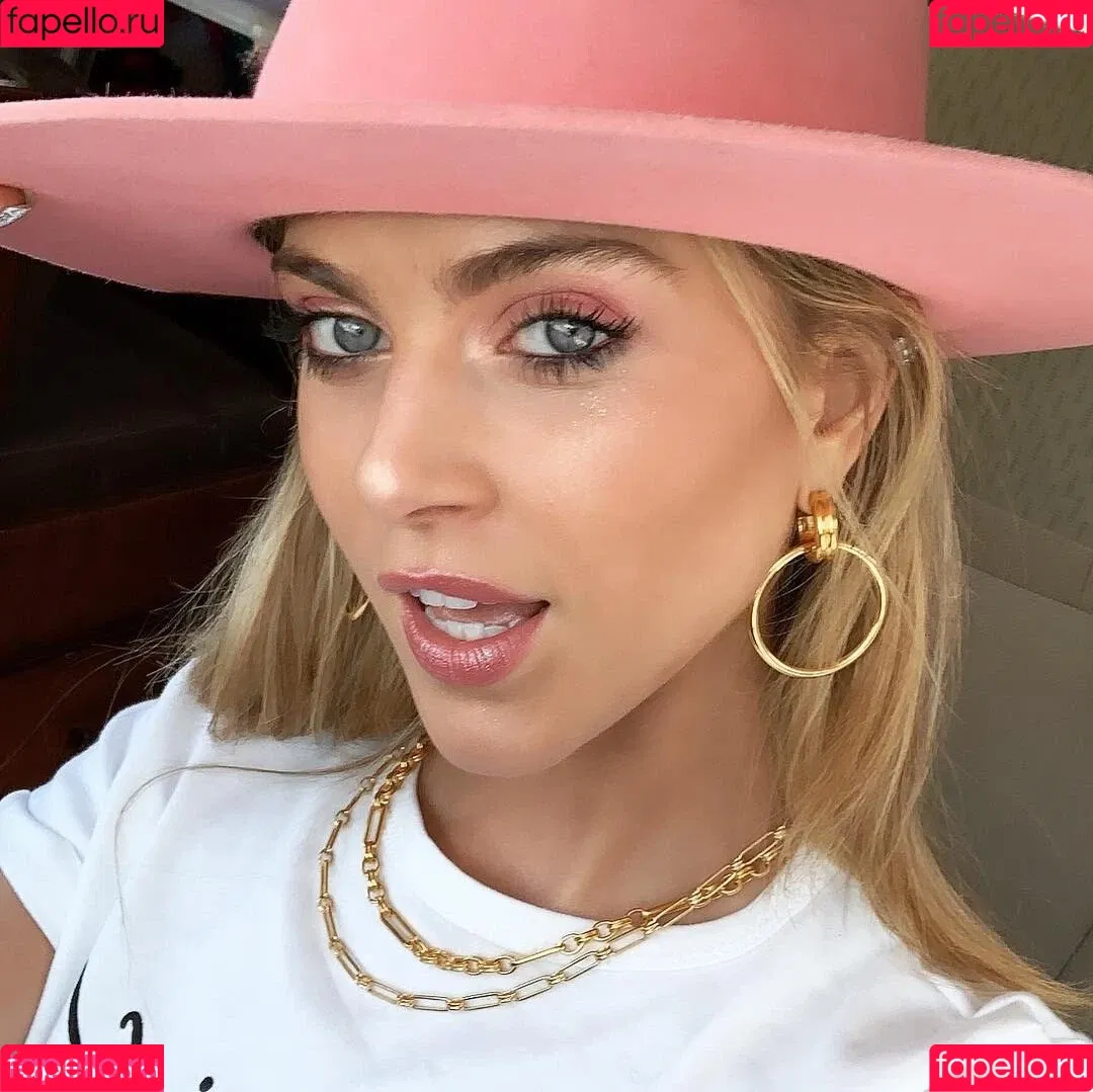 Anne Winters Onlyfans Photo Gallery 