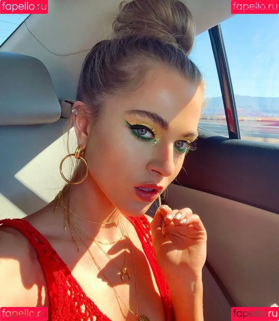 Anne Winters Onlyfans Photo Gallery 