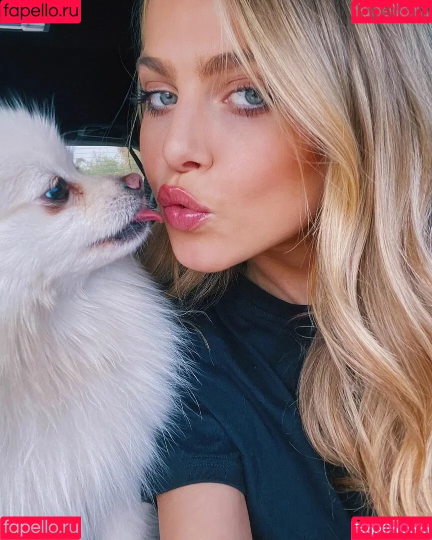 Anne Winters Onlyfans Photo Gallery 