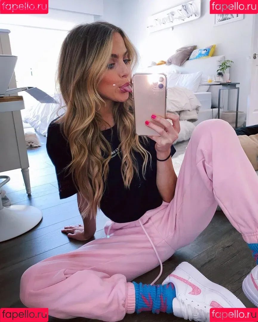 Anne Winters Onlyfans Photo Gallery 