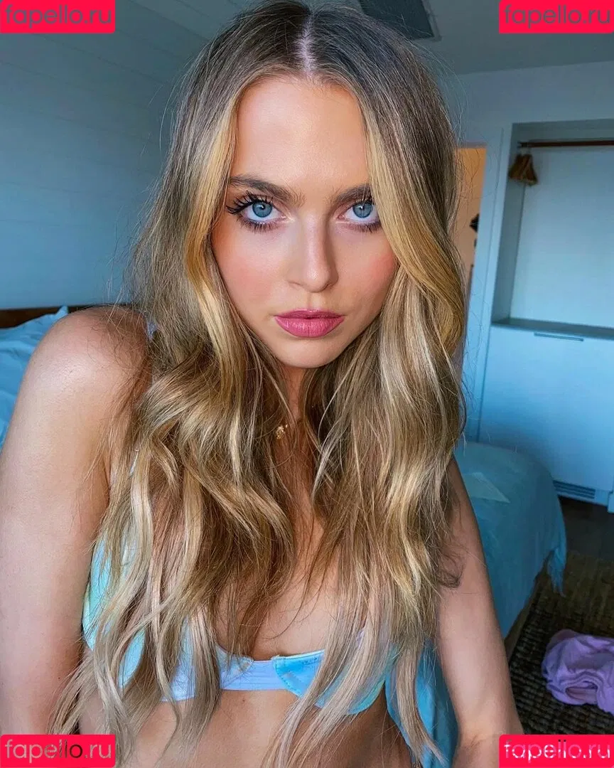 Anne Winters Onlyfans Photo Gallery 