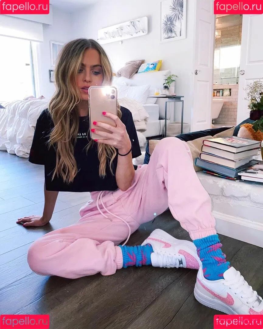 Anne Winters Onlyfans Photo Gallery 