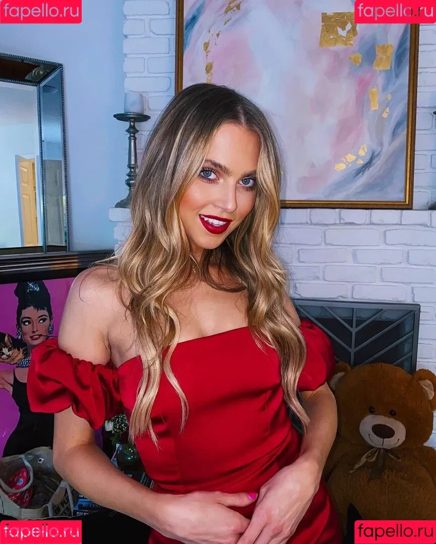 Anne Winters Onlyfans Photo Gallery 
