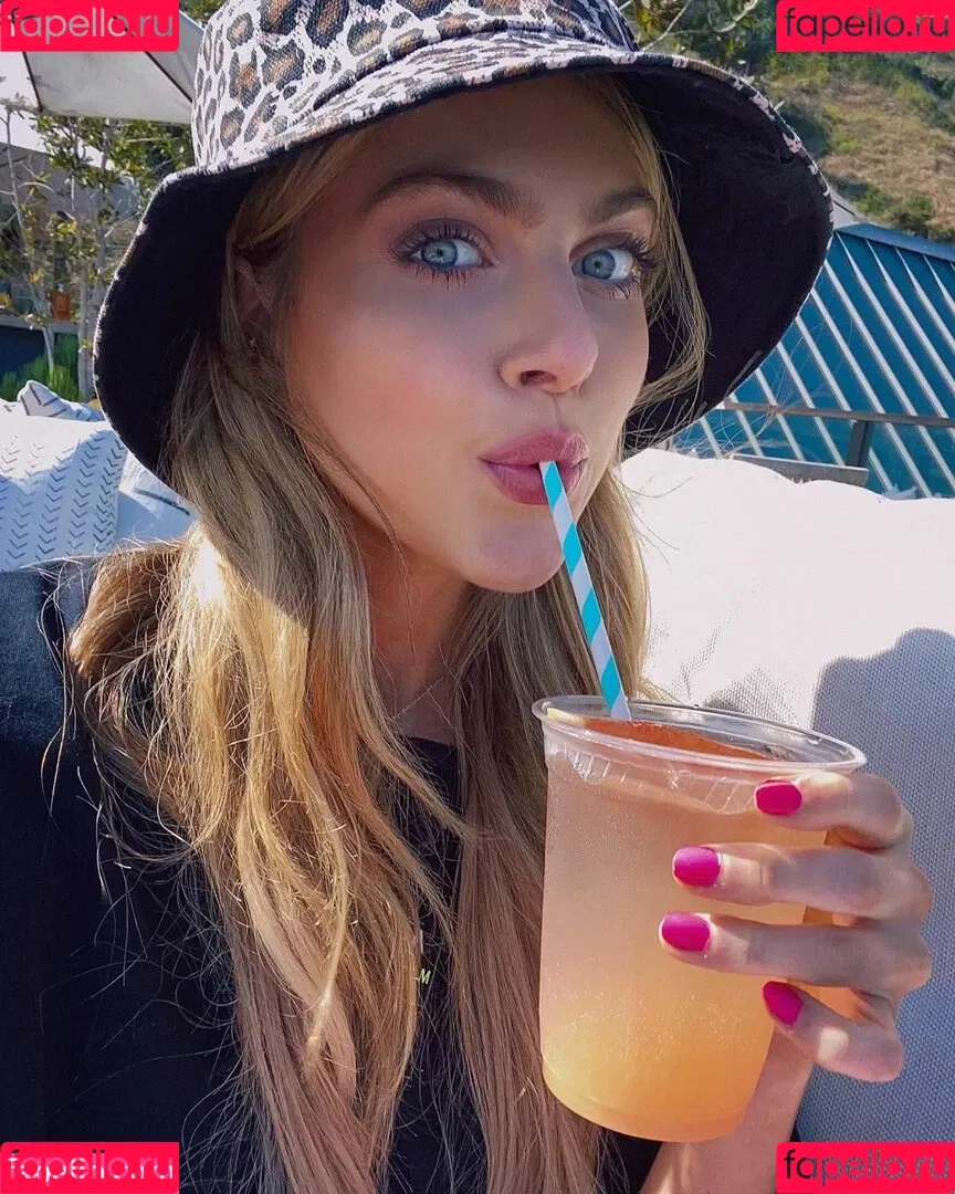 Anne Winters Onlyfans Photo Gallery 
