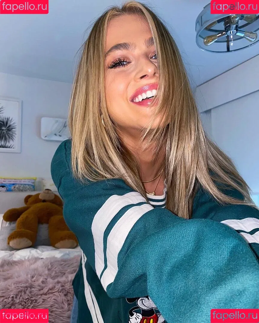 Anne Winters Onlyfans Photo Gallery 